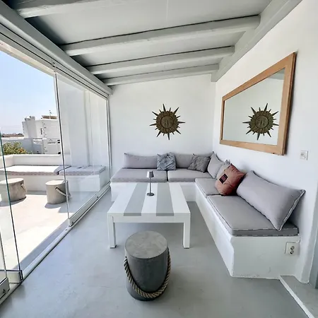 Luxurious Rooftop Escape アパート *
