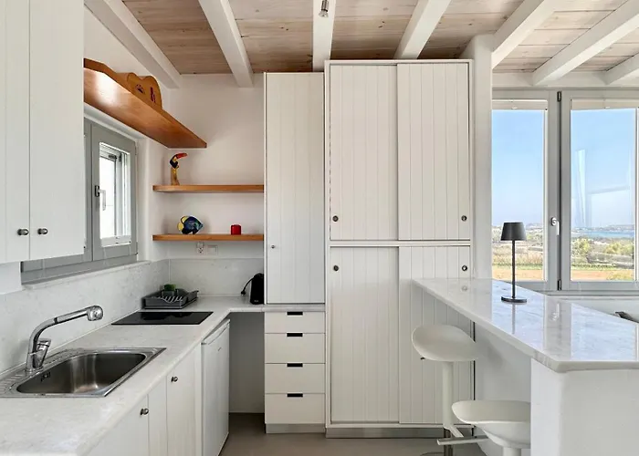 Luxurious Rooftop Escape Apartment